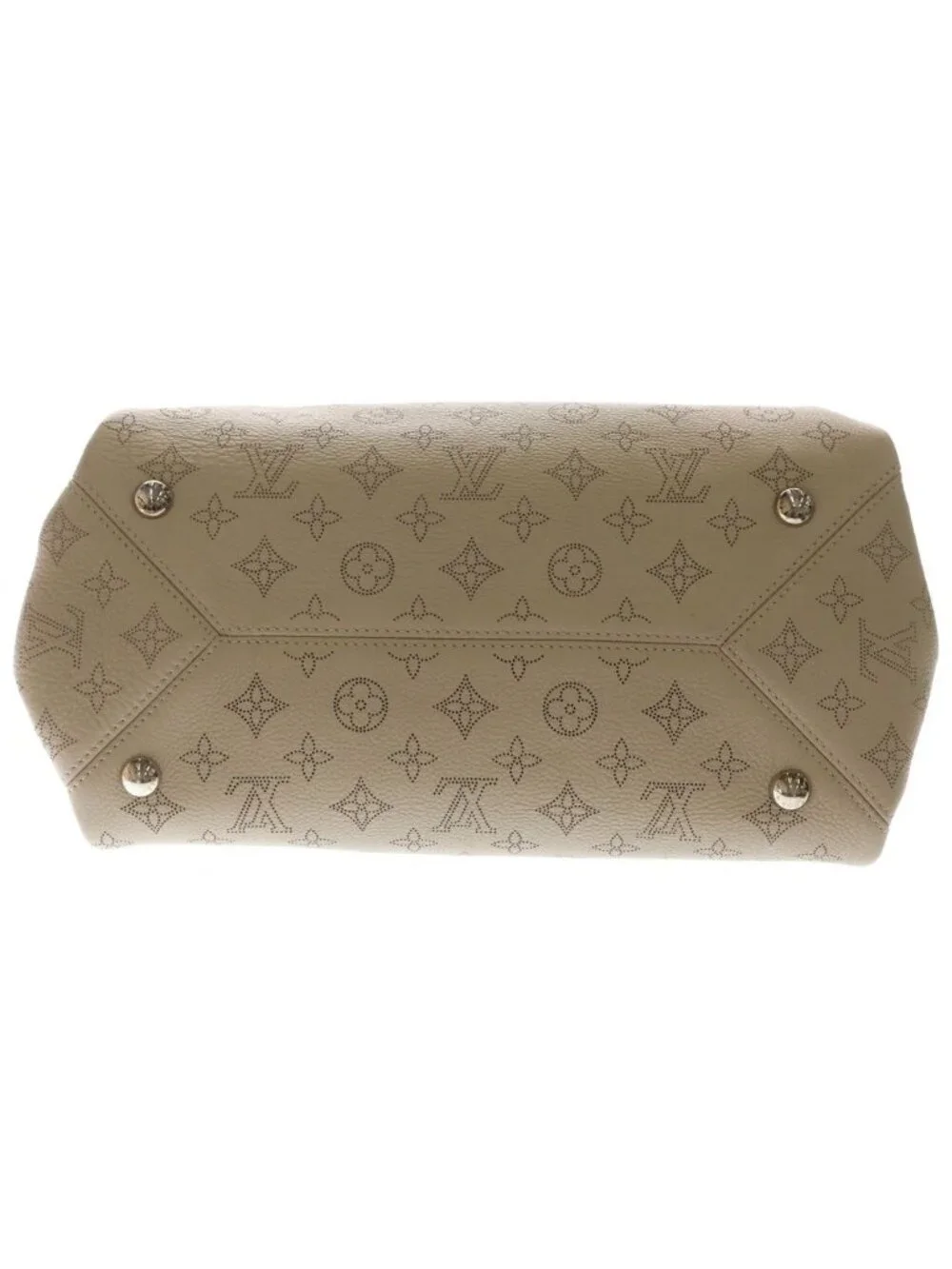 Louis Vuitton Sevre Mahina Handbag Beige Leather Silver